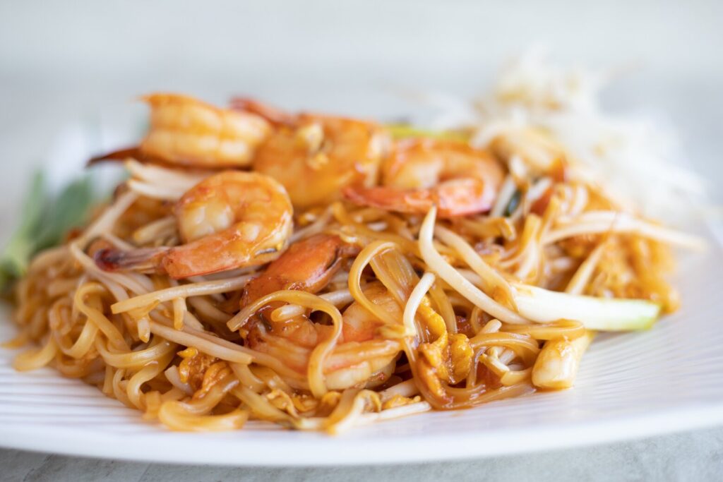 pad thai on a plate